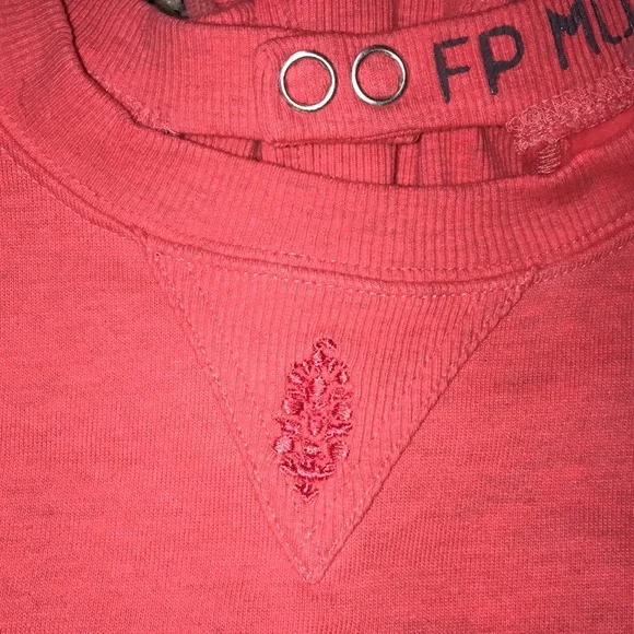 Women's Pink Sweatshirt and Shorts Set - Picture 9 of 11